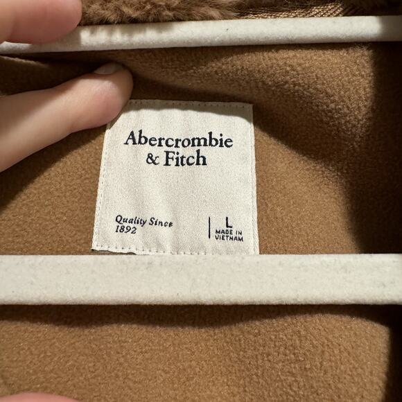 Abercrombie Fitch Faux Fur Half Zip Sweatshirt Tan Size Large - Picture 4 of 6